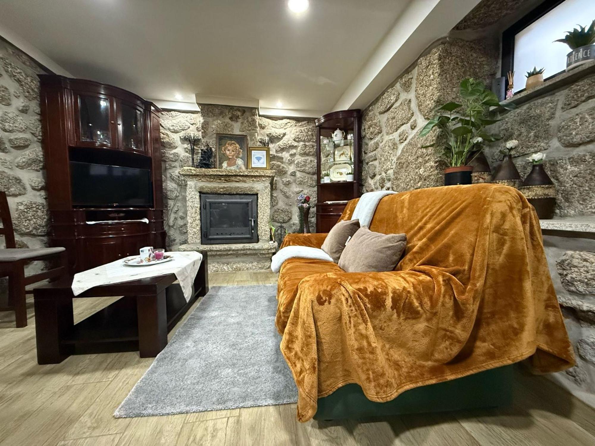 Casa Carlinhos Da Carreira Villa Terras de Bouro Ngoại thất bức ảnh