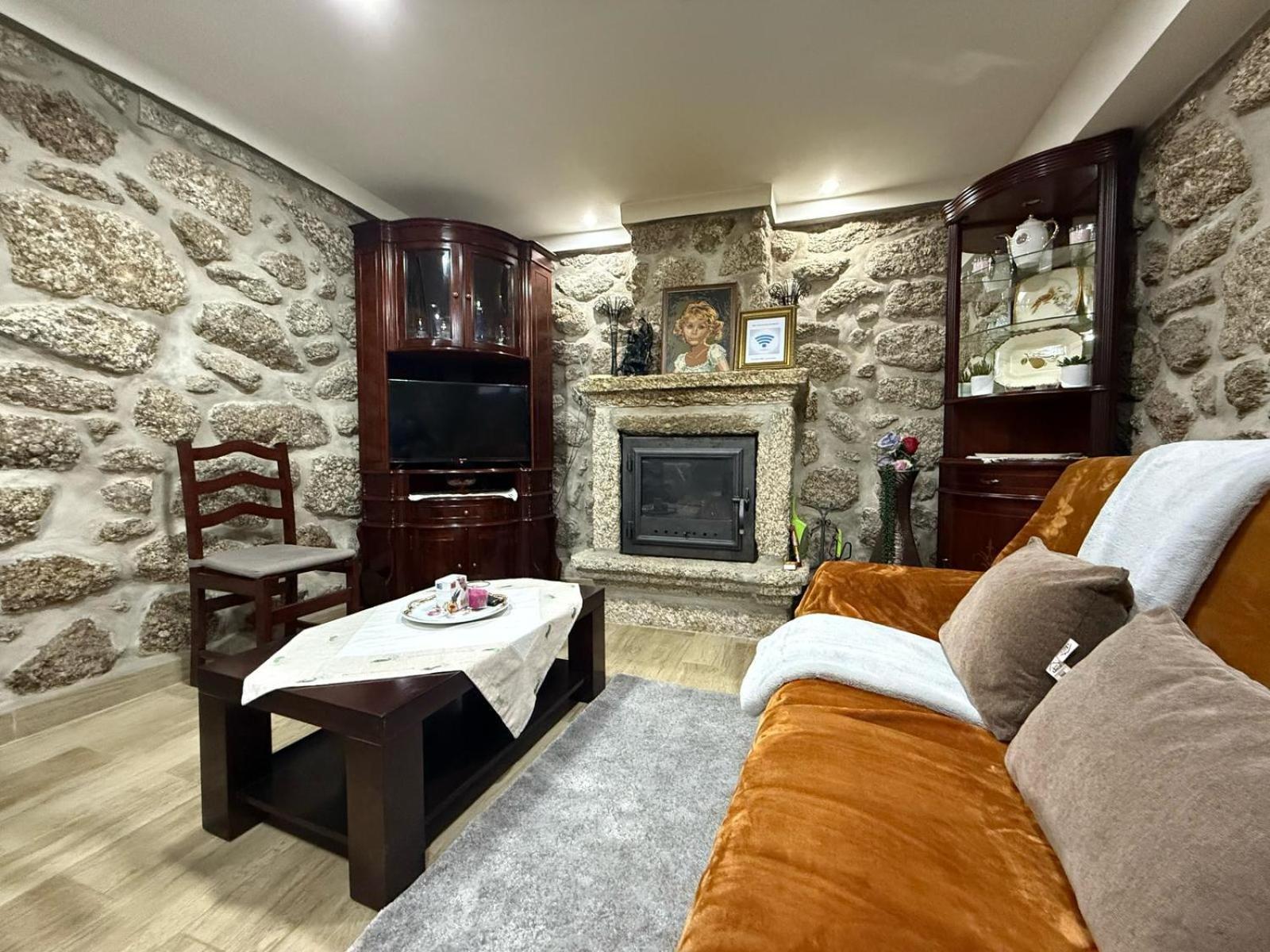 Casa Carlinhos Da Carreira Villa Terras de Bouro Ngoại thất bức ảnh